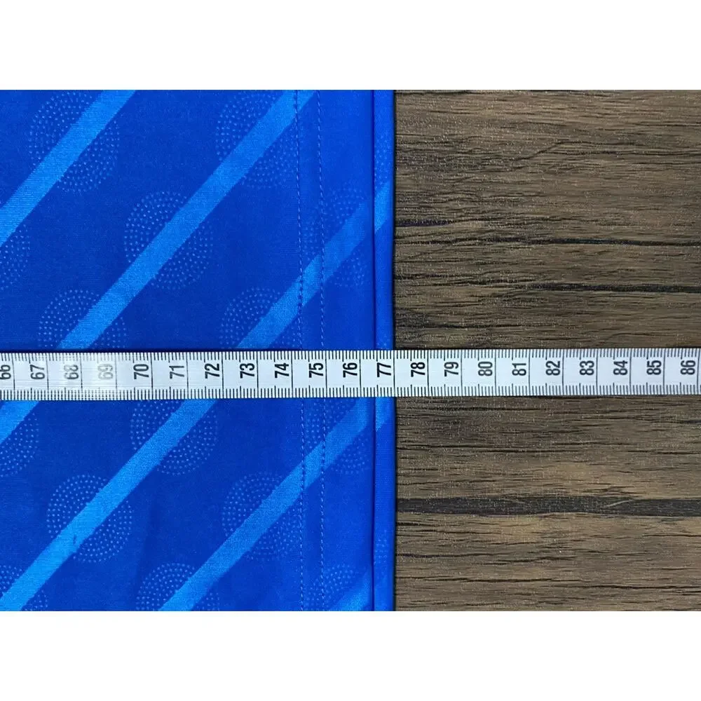 Real Madrid | Men’s Medium Alternative Long-Sleeve Jersey - Picture 5 of 7